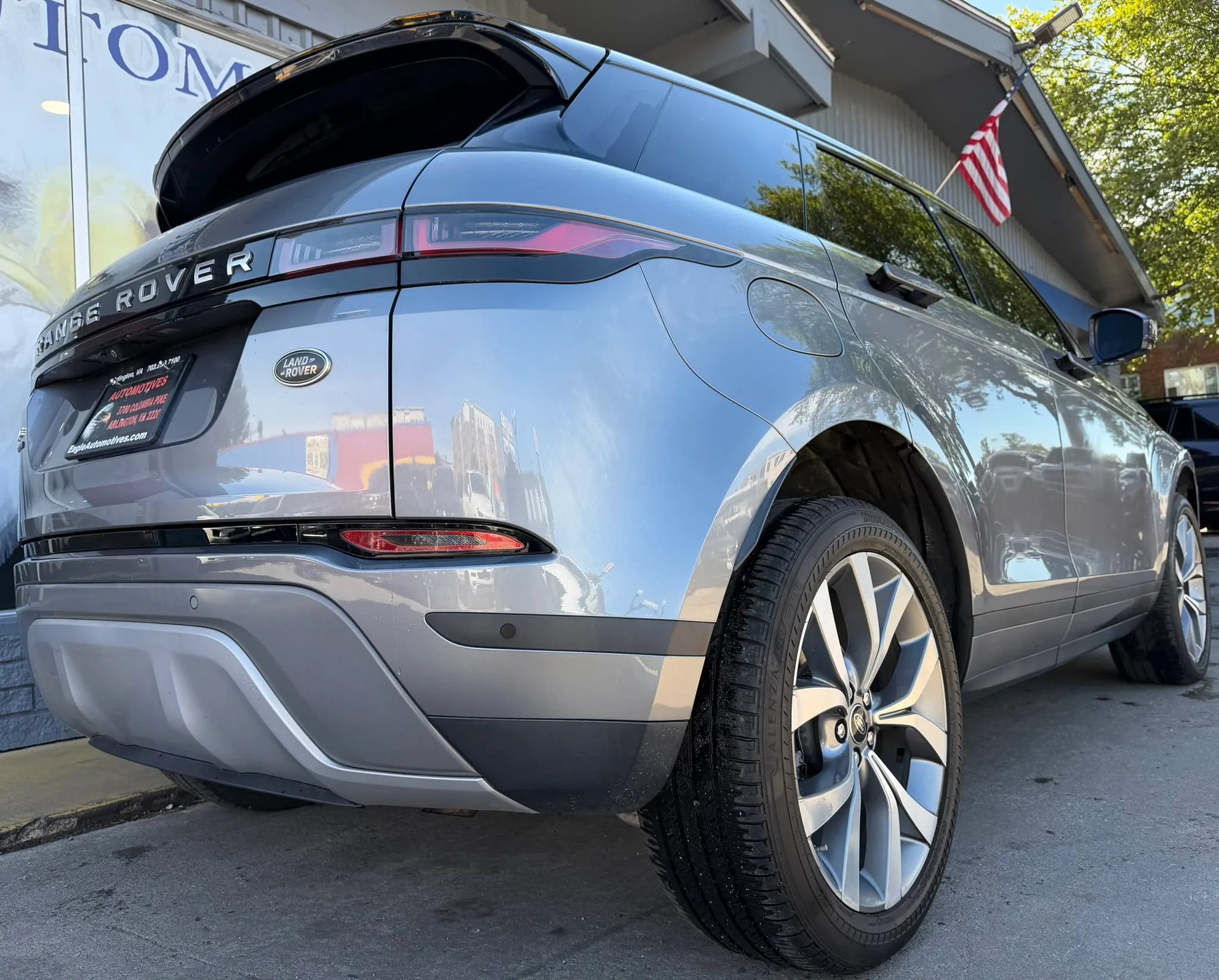 Used 2020 Land Rover Range Rover Evoque S AWD/4WD image 3
