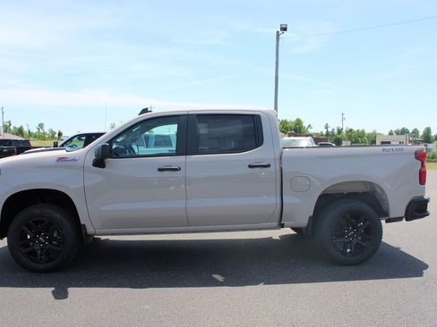 New 2026 Chevrolet Silverado 1500 Custom Trail Boss AWD/4WD image 6