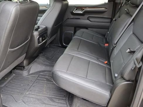 Used 2024 GMC Sierra 1500 Elevation w/ Elevation Premium Package AWD/4WD image 5