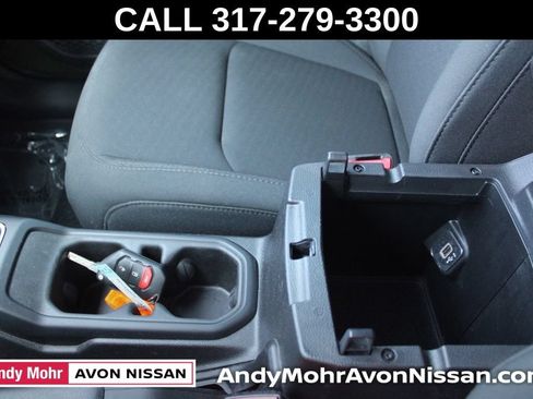 Used 2023 Jeep Wrangler Sport AWD/4WD image 34