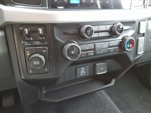 New 2026 Ford F250 XLT w/ XLT Premium Package image 23