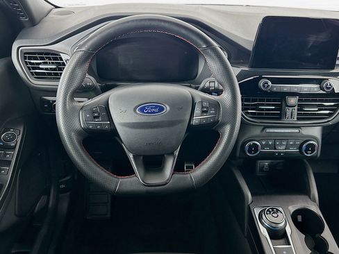 Used 2024 Ford Escape ST-Line image 17