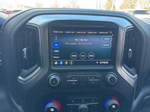 Used 2021 Chevrolet Silverado 1500 LT Trail Boss w/ Bed Protection Package image 26