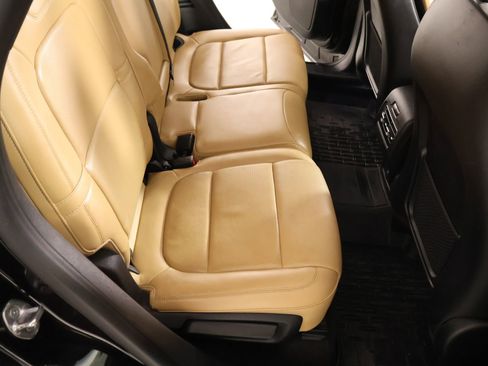 Used 2021 Lincoln Corsair Reserve w/ Elements Package FWD image 14