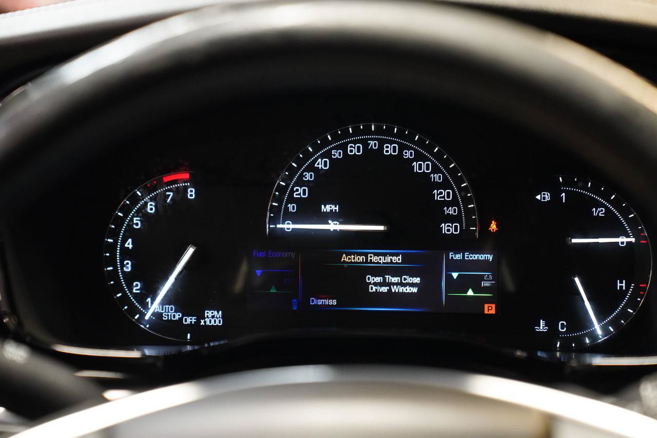Used 2018 Cadillac XT5 Luxury w/ LPO, Black Ice Package FWD image 35