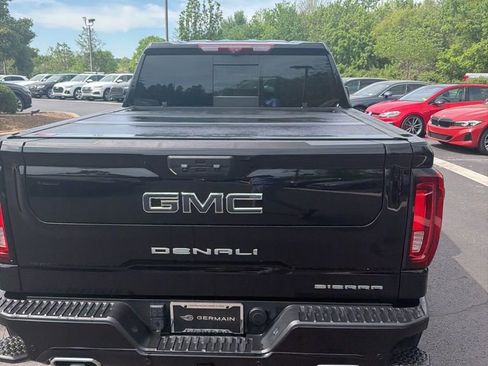 Used 2024 GMC Sierra 1500 Denali Ultimate image 12