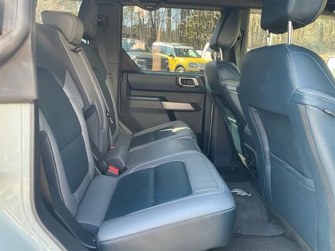 Used 2021 Ford Bronco Outer Banks image 13