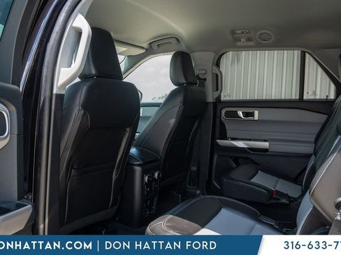 Used 2023 Ford Explorer XLT w/ Equipment Group 202A AWD/4WD image 19