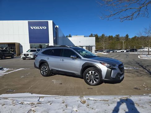 Used 2024 Subaru Outback Touring XT image 2