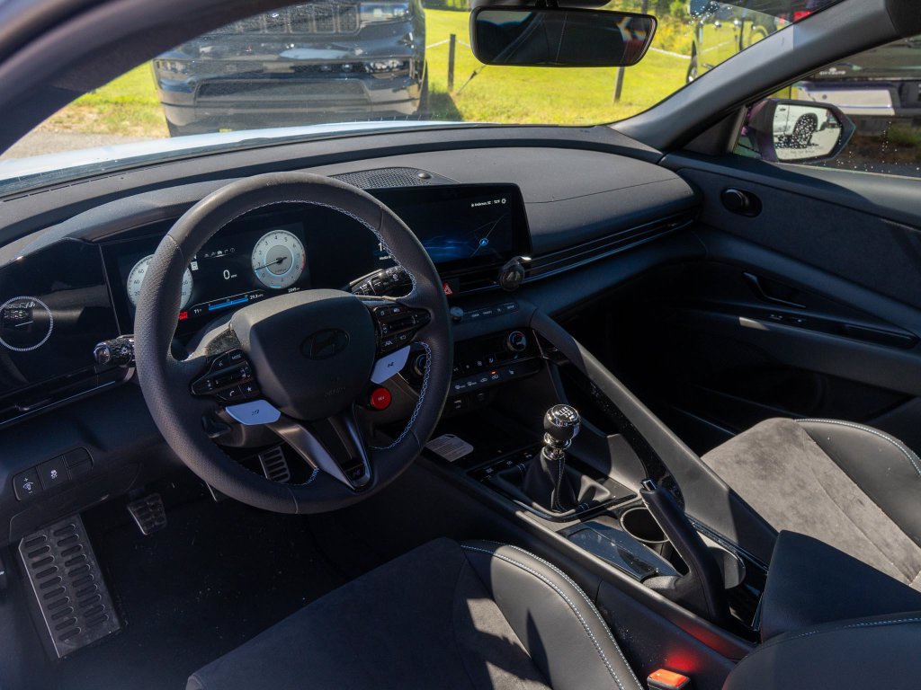 Used 2026 Hyundai Elantra N FWD image 6