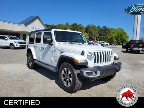 Used 2020 Jeep Wrangler Unlimited Sahara image 8