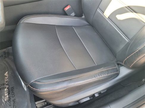 Used 2023 Nissan Sentra SR w/ SR Premium Package image 12