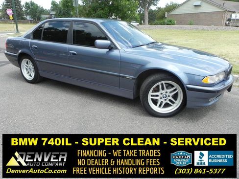 Used 2001 BMW 740iL image 1