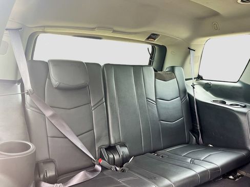 Used 2015 Cadillac Escalade Premium AWD/4WD image 30