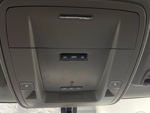 Used 2015 GMC Sierra 2500 SLT image 17