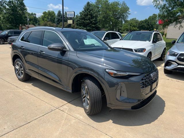 New 2026 Audi Q5 Premium Plus AWD/4WD image 1