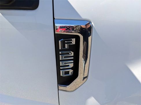 Used 2017 Ford F250 XL w/ XL Value Package image 14