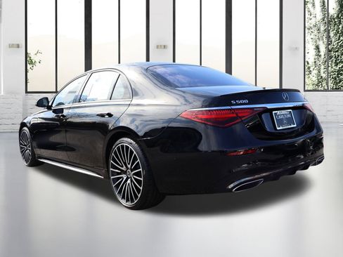 Certified 2023 Mercedes-Benz S 500 4MATIC image 3