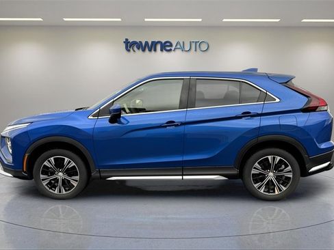 Used 2022 Mitsubishi Eclipse Cross SE image 2