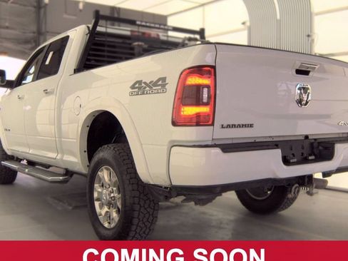 Used 2022 RAM 2500 Laramie AWD/4WD image 5