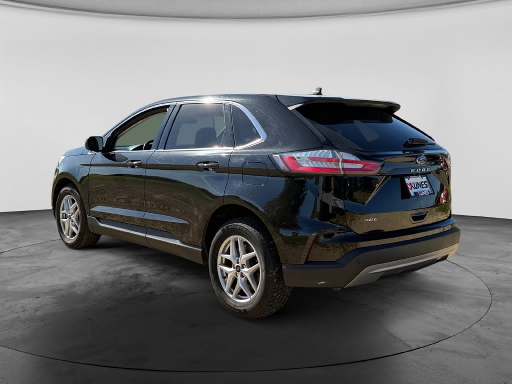 Used 2024 Ford Edge SEL AWD/4WD image 7