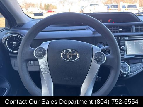 Used 2015 Toyota Prius C Three image 22