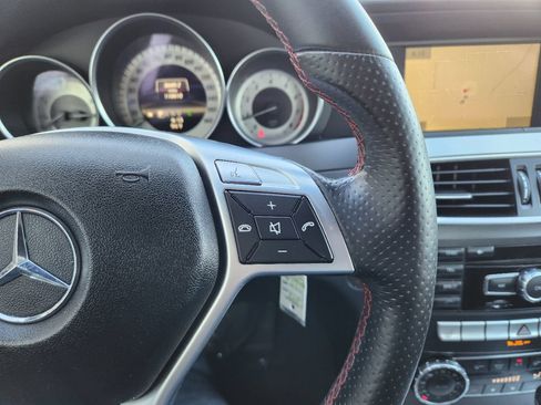 Used 2013 Mercedes-Benz C 250 Sedan image 21