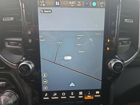 Used 2024 RAM 1500 Laramie image 13