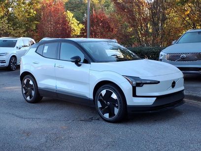 New 2025 Volvo EX30 Plus w/ Protection Package Premier