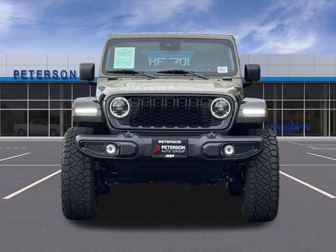 Used 2025 Jeep Wrangler Unlimited Sport AWD/4WD image 9