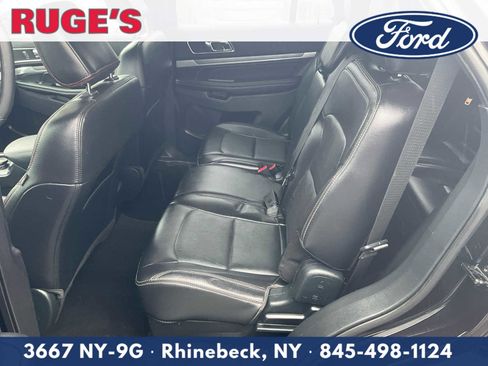 Used 2019 Ford Explorer Sport image 15