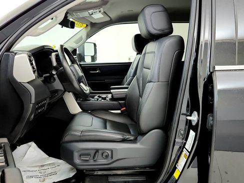 Used 2023 Toyota Tundra Limited AWD/4WD image 40