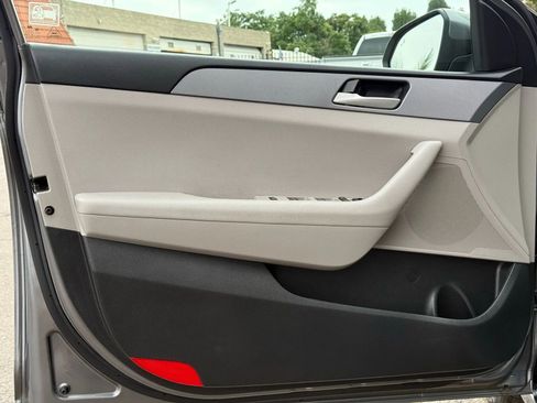 Used 2018 Hyundai Sonata SE image 13