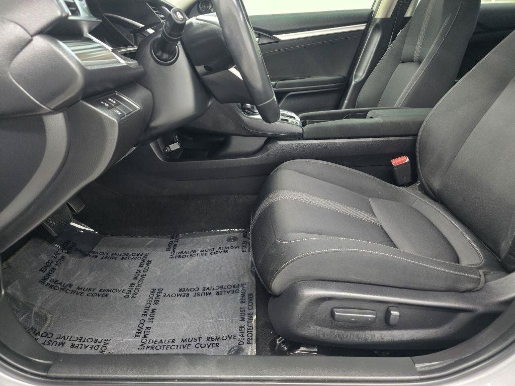 Used 2019 Honda Civic EX image 9