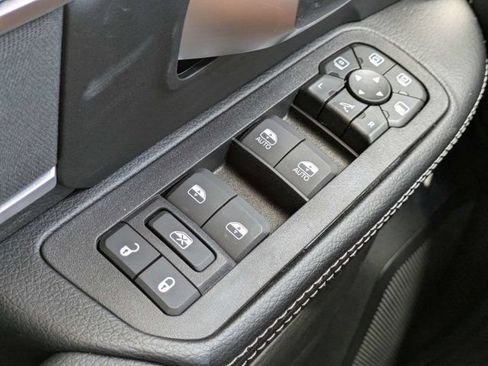 New 2026 RAM 3500 Big Horn AWD/4WD image 23