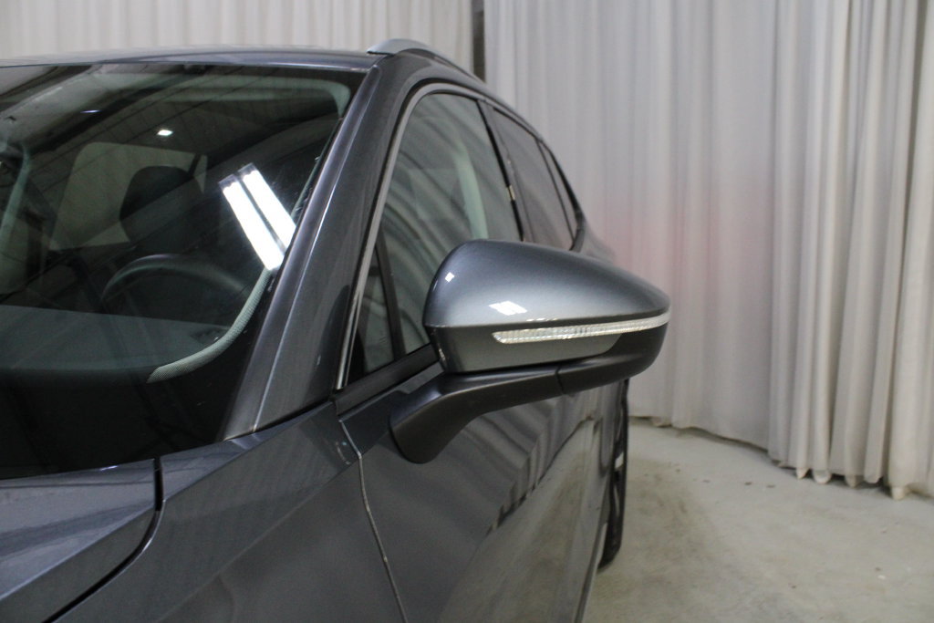 Used 2026 Volkswagen Tiguan SE AWD/4WD image 33