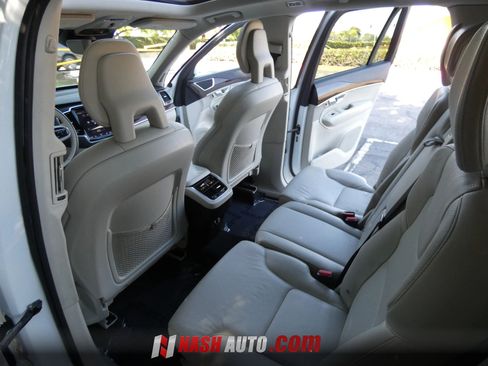 Used 2016 Volvo XC90 T6 Momentum w/ Momentum Plus Package AWD/4WD image 41