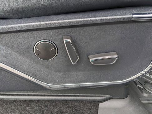 Used 2022 Ford F150 Lariat w/ Equipment Group 502A High image 55