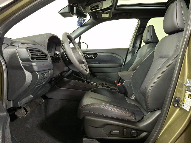 Used 2025 Subaru Forester Touring w/ Touring Package AWD/4WD image 15