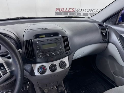 Used 2009 Hyundai Elantra GLS image 19