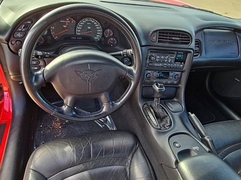Used 2000 Chevrolet Corvette Convertible w/ Memory Pkg image 40
