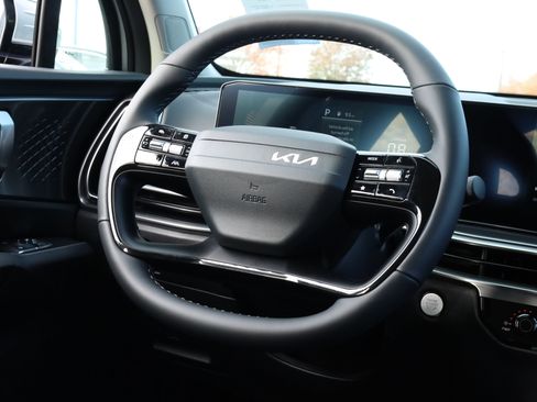 New 2026 Kia Sorento LX image 6