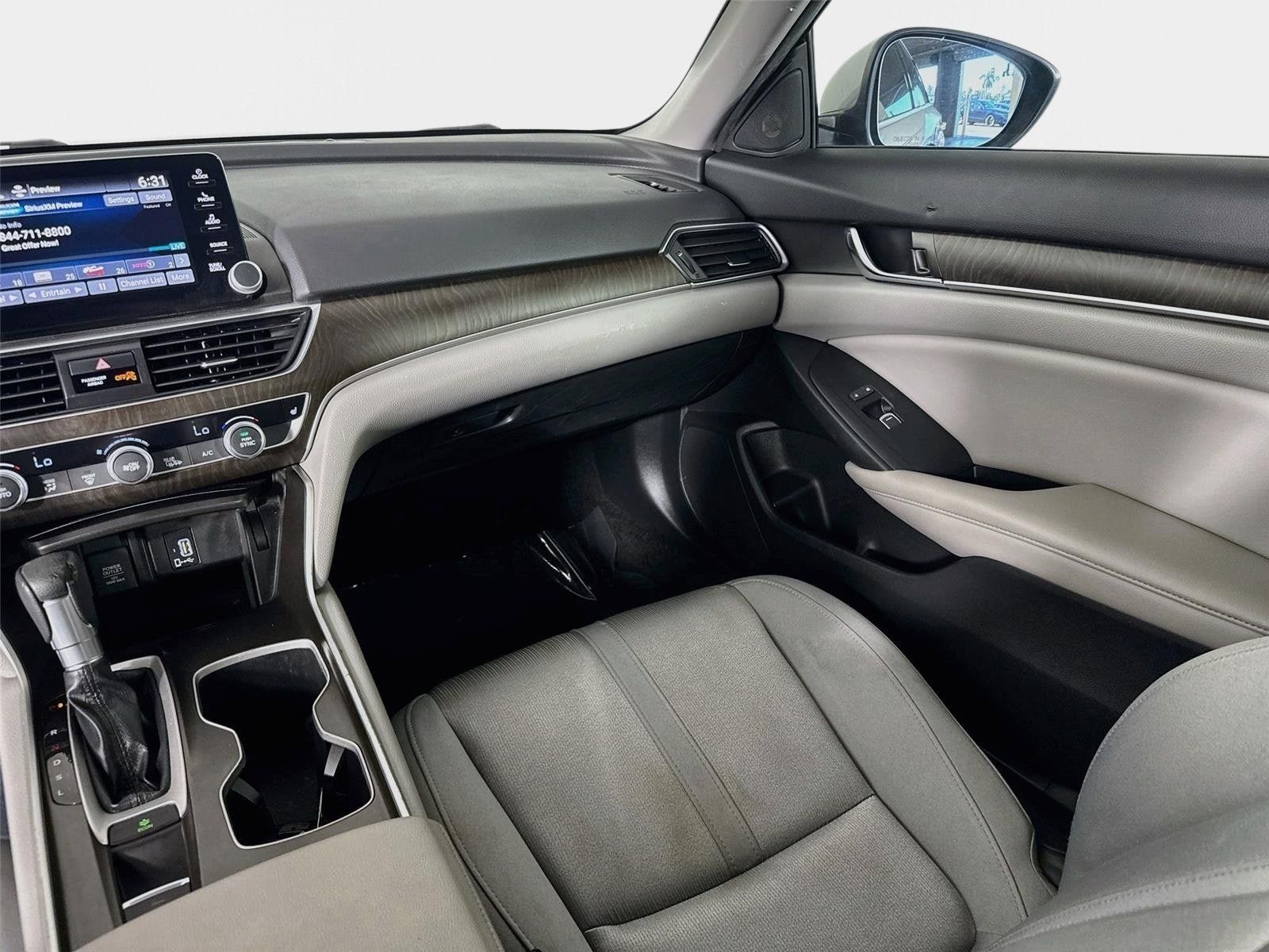 Used 2019 Honda Accord EX image 24