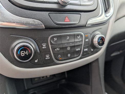 Used 2020 Chevrolet Equinox Premier image 20