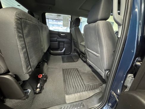 Used 2022 Chevrolet Silverado 1500 Custom Trail Boss w/ LPO, Dark Essentials Package image 27