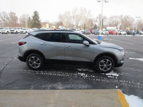 Certified 2024 Chevrolet Blazer LT w/ Convenience Package image 6