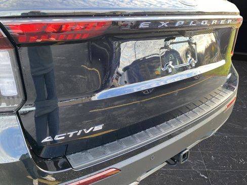New 2026 Ford Explorer Active w/ Active Comfort Package image 33