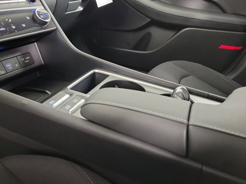 New 2026 Hyundai Sonata SEL FWD image 19