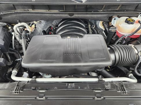 Used 2025 Chevrolet Tahoe RST w/ Comfort Package AWD/4WD image 26