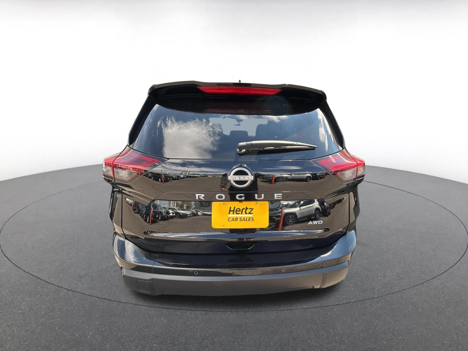 Used 2025 Nissan Rogue SV AWD/4WD image 6
